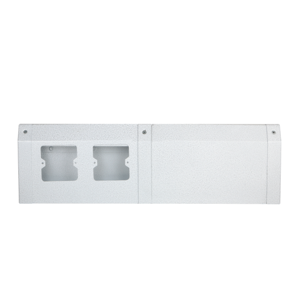 ترانکینگ دیواری فلزی با پریز 80*80